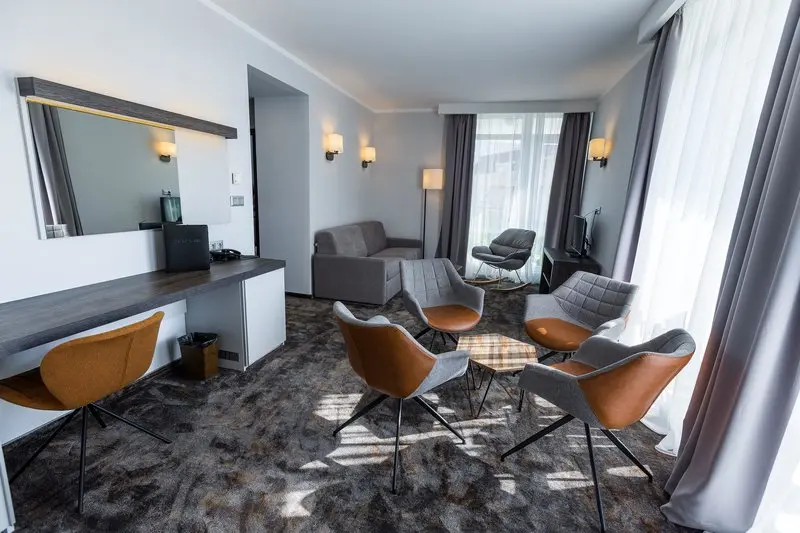Best Western Plus Premium Inn gallery image 24