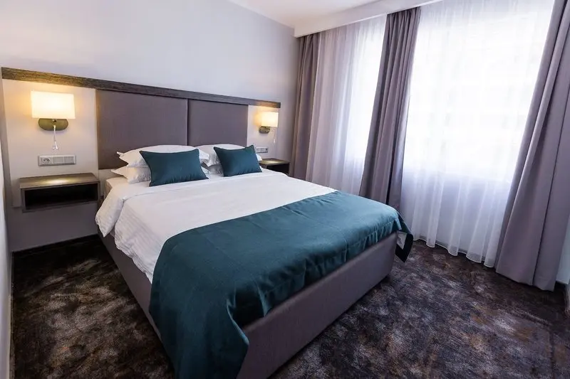 Best Western Plus Premium Inn gallery image 10