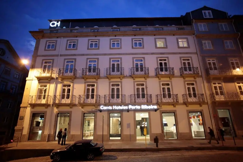 Carris Porto Ribeira Hotel