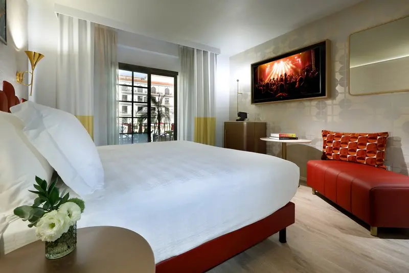 H10 Andalucia Plaza Hotel gallery image 7
