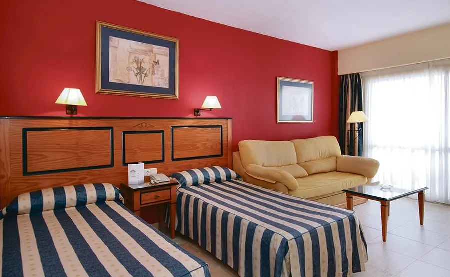 Pyr Fuengirola Apartments gallery image 3