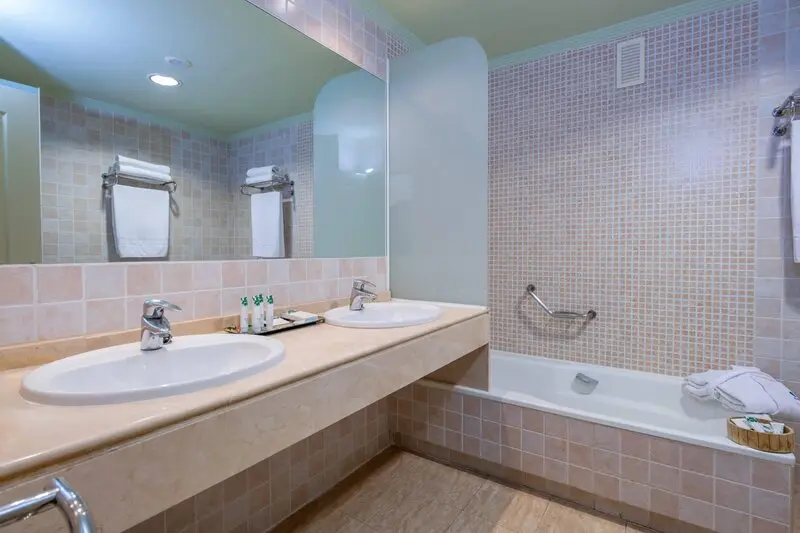 Holiday World Riwo Hotel gallery image 19