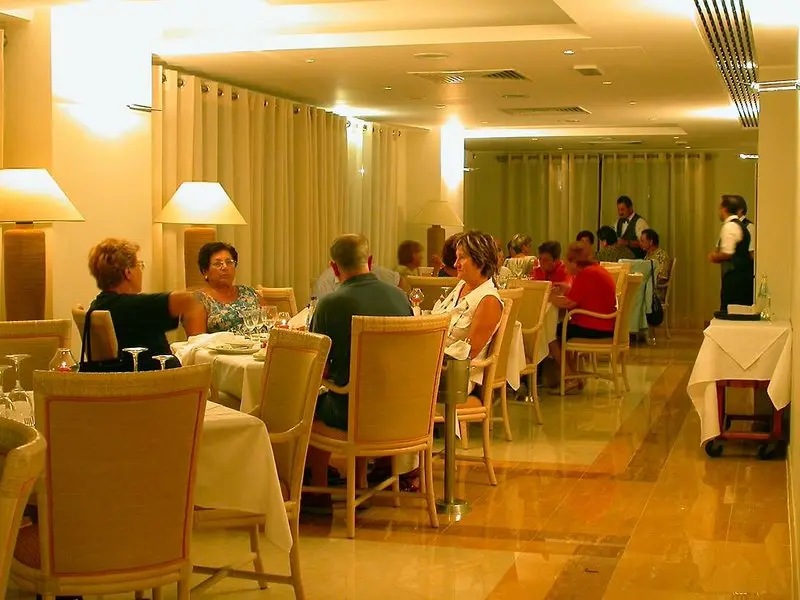 Calypso Hotel gallery image 6