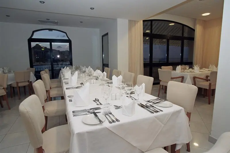 Calypso Hotel gallery image 9