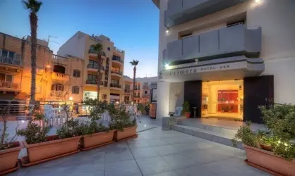 Primera Hotel
