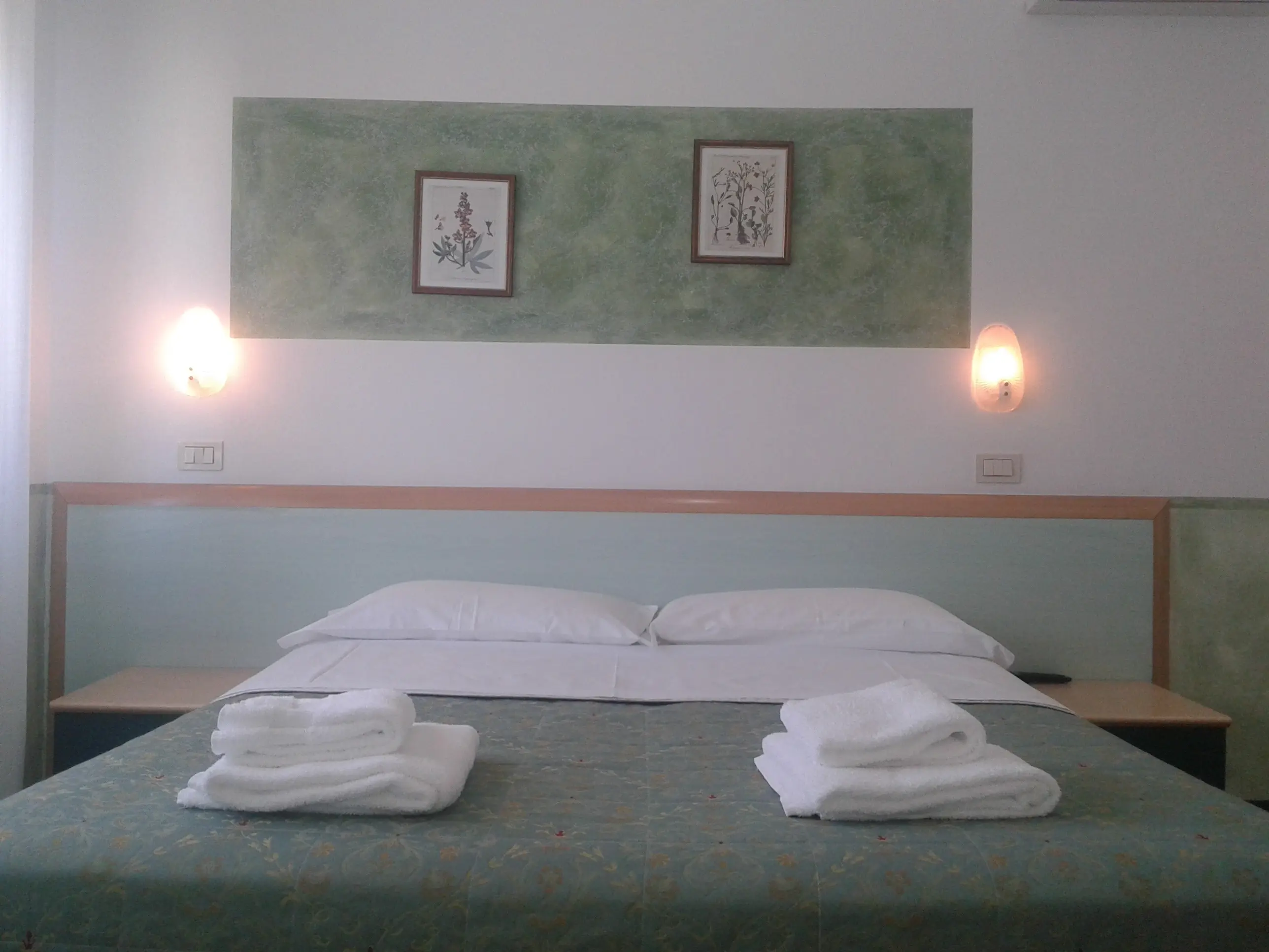 Astoria Hotel gallery image 1