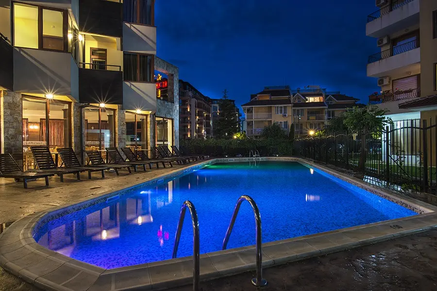 Lira Hotel gallery image 2