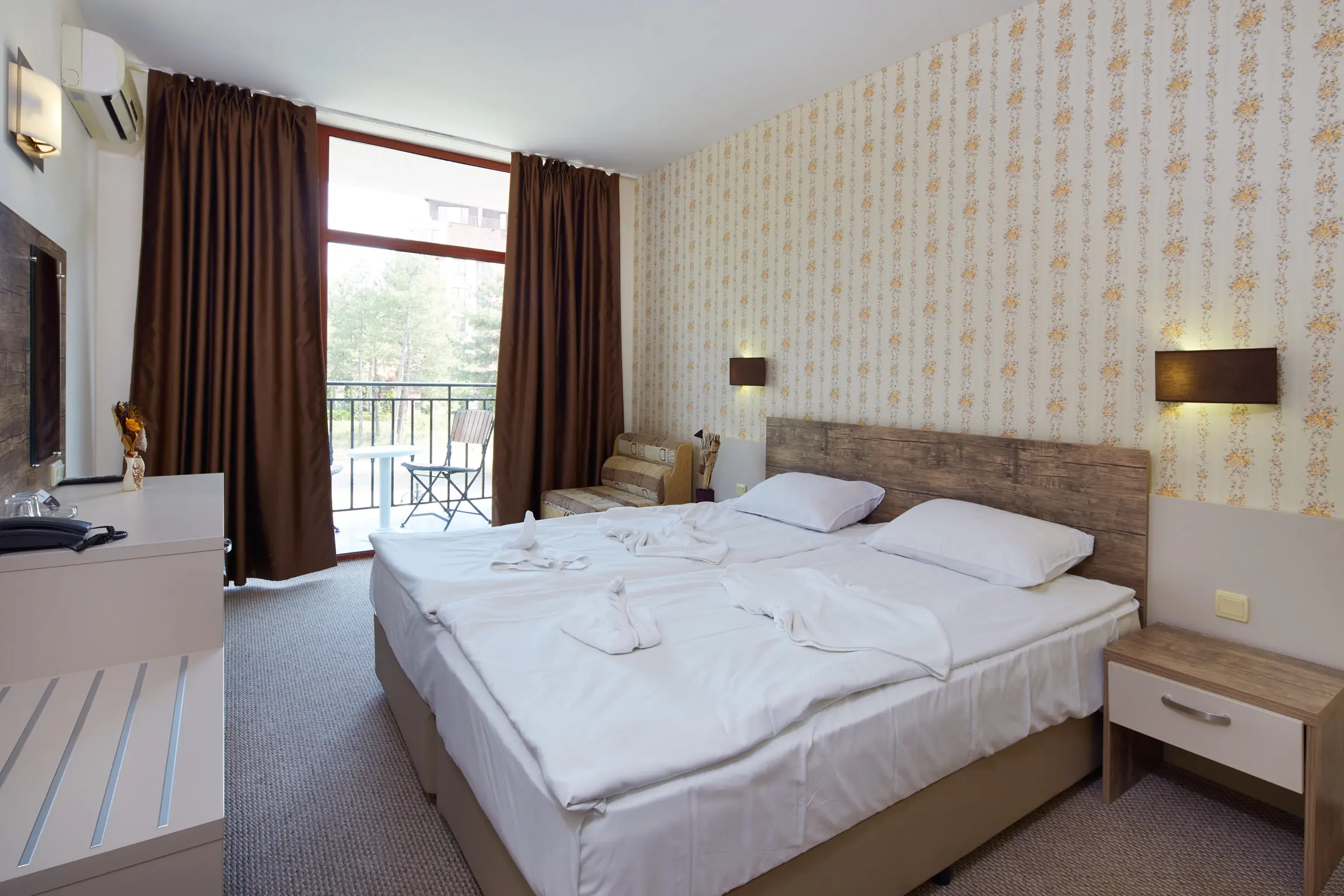Lira Hotel gallery image 7