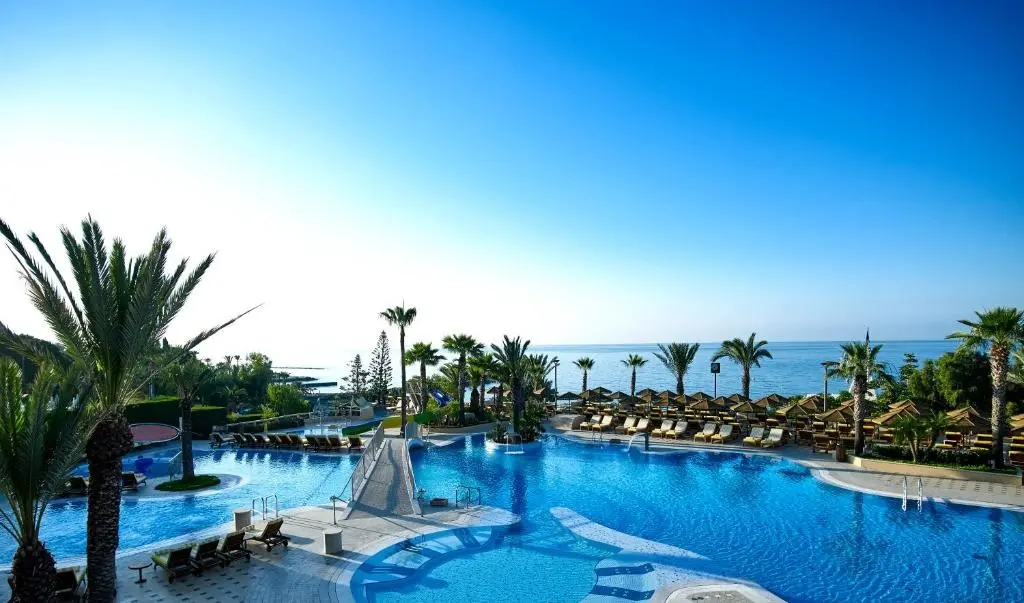 Four Seasons Hotel Limassol gallery image 1