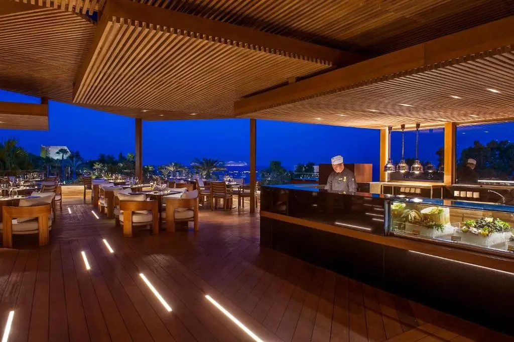 Four Seasons Hotel Limassol gallery image 16