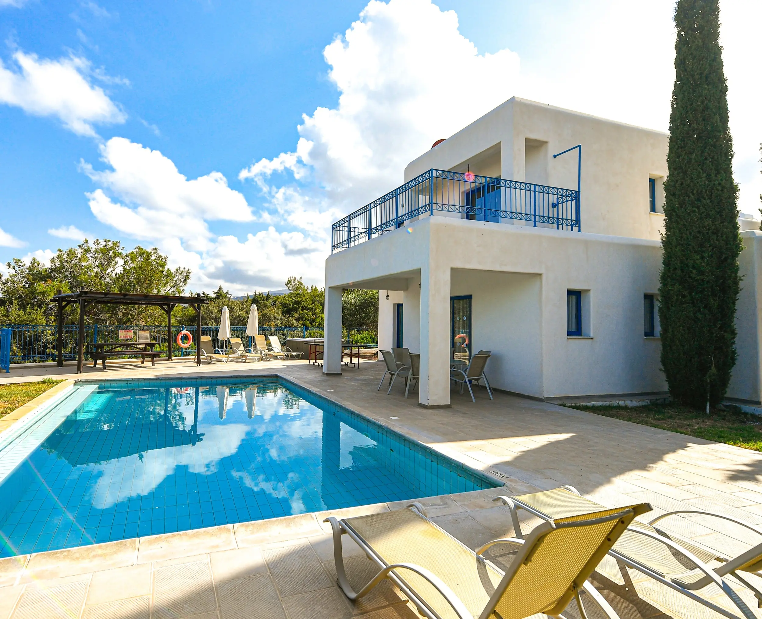 Azzurro Luxury Holiday Villas gallery image 1