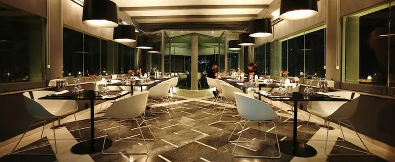 Majestic Hotel gallery image 21