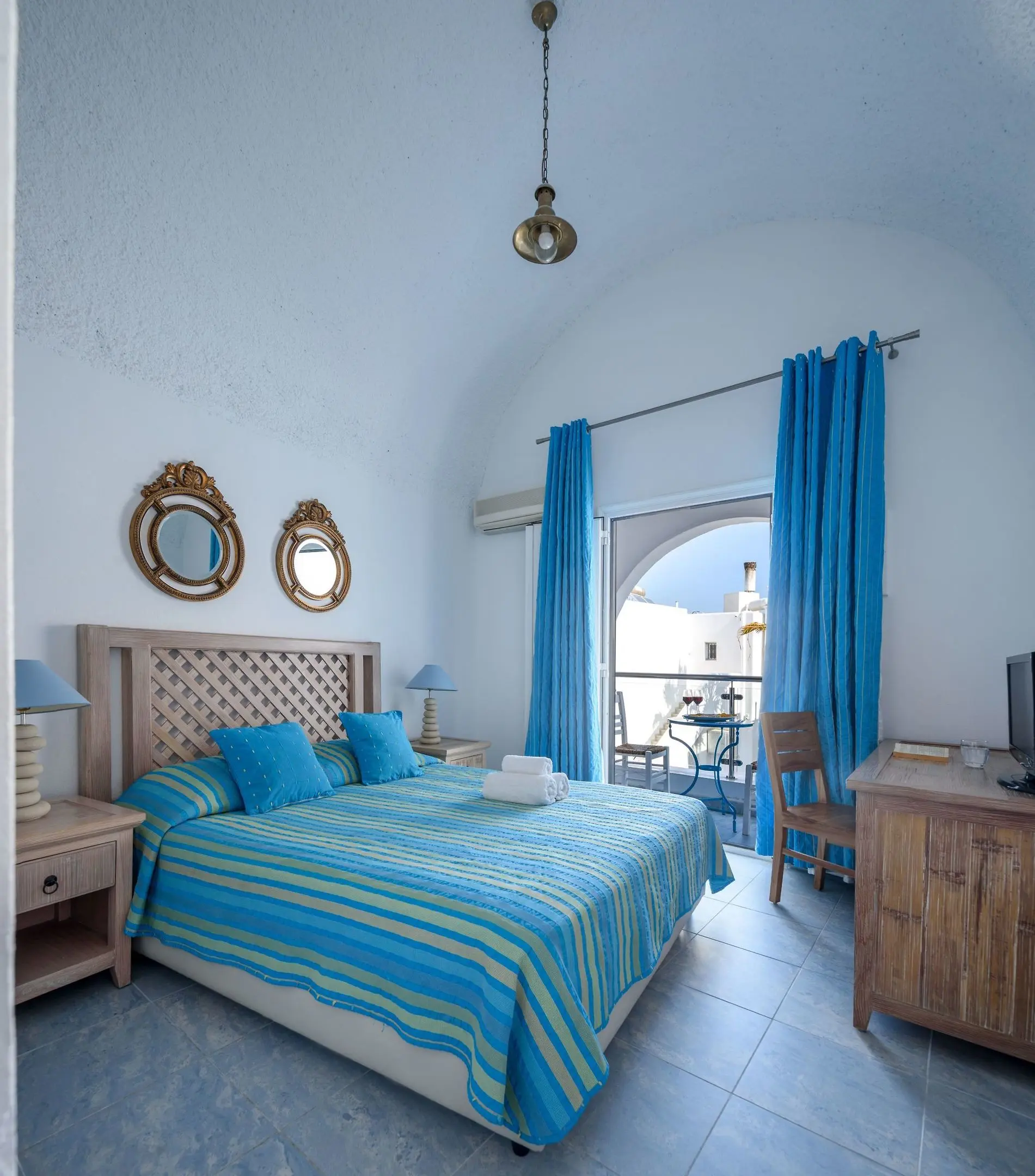Alesahne Beach Hotel gallery image 15