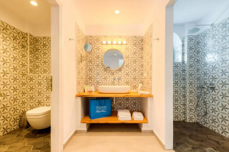 Sigalas Aparthotel gallery image 5