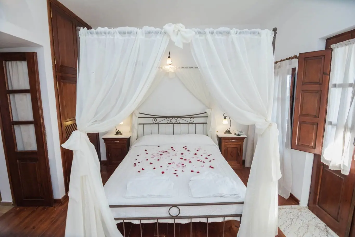 En Plo Boutique Suites gallery image 8