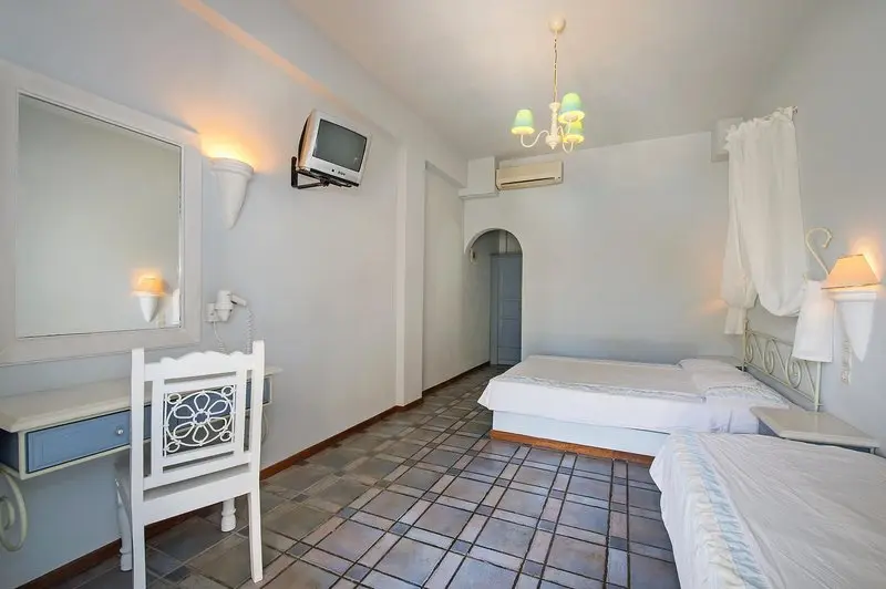 Atlantis Beach Villas gallery image 10
