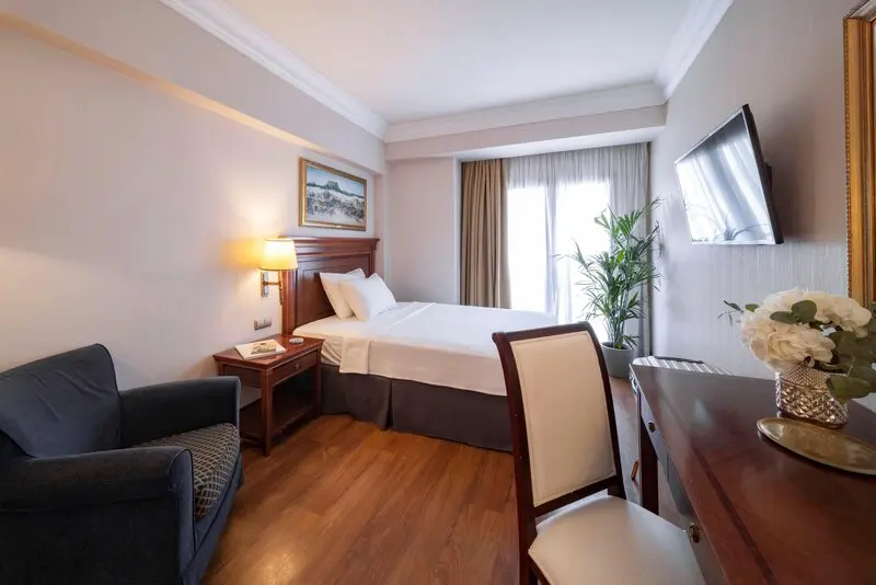Electra Palace Hotel gallery image 8