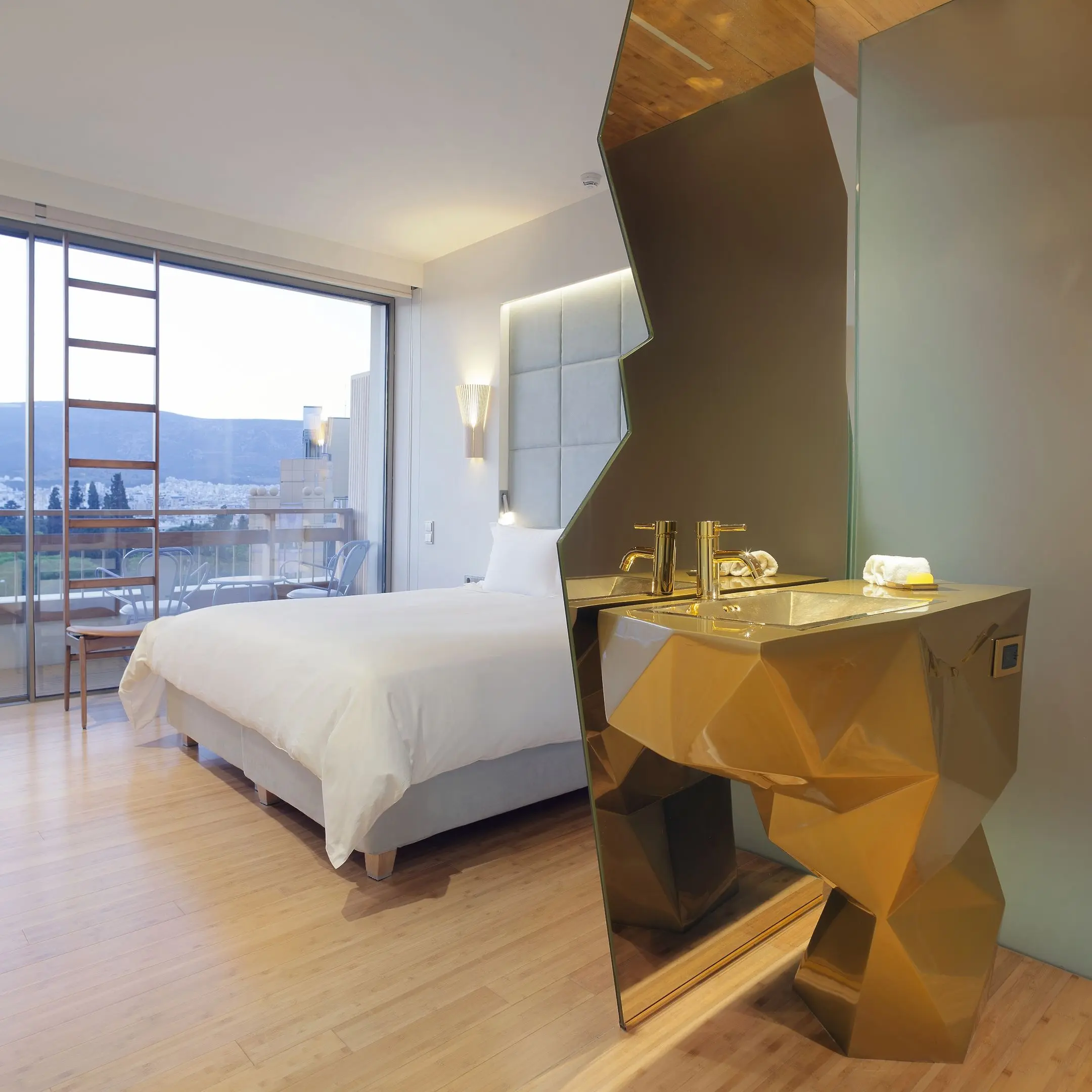NEW Hotel gallery image 19