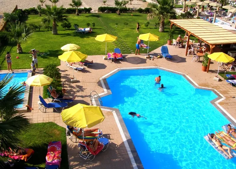 Ilian Beach Aparthotel gallery image 2