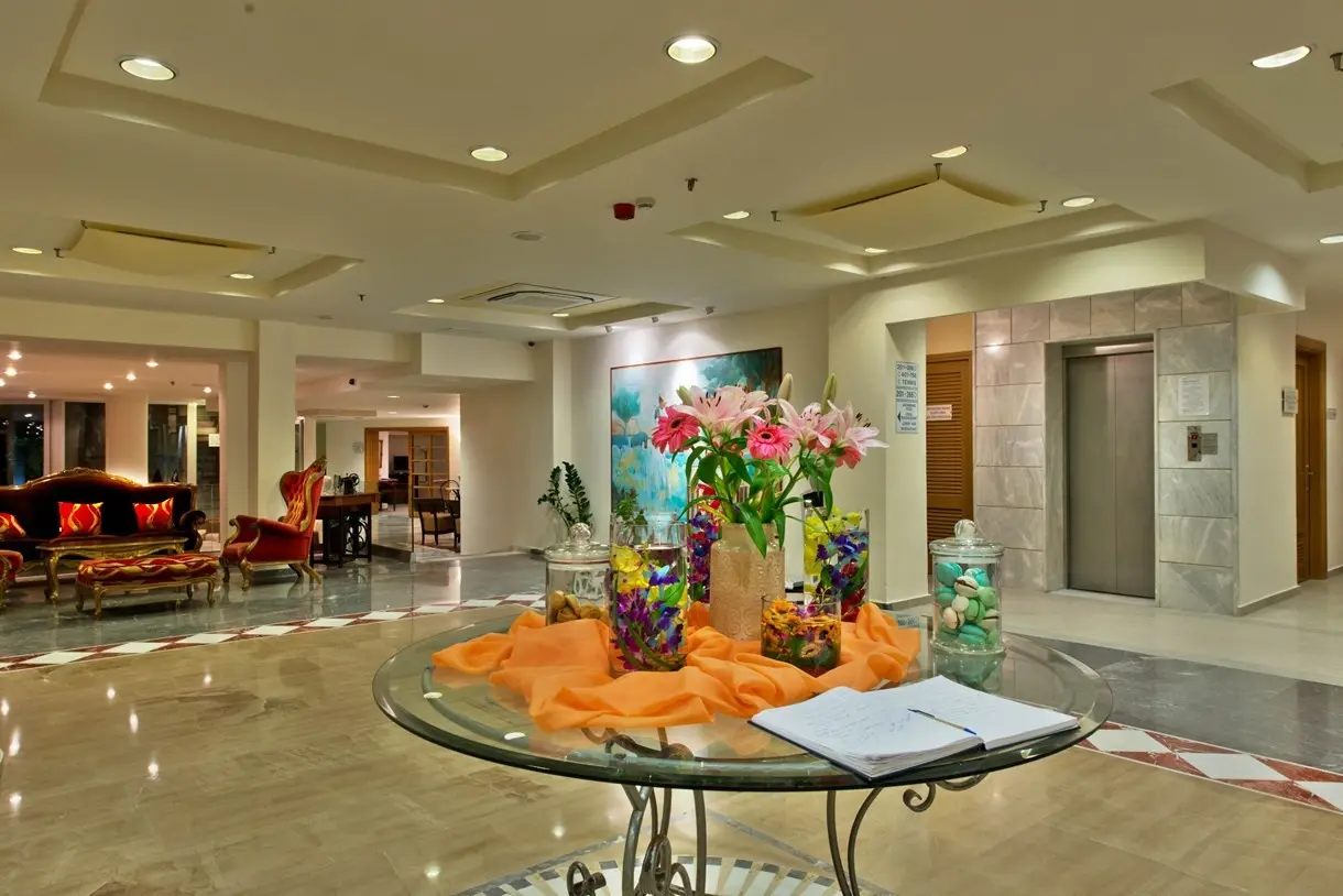 Minos Hotel gallery image 2