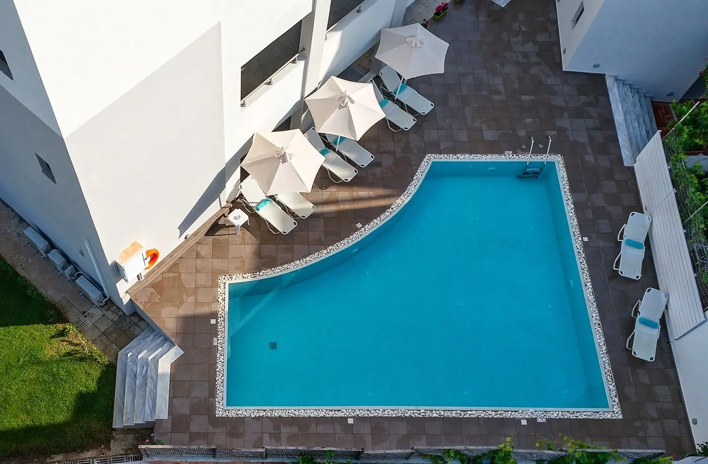 Iperion Beach Aparthotel gallery image 1