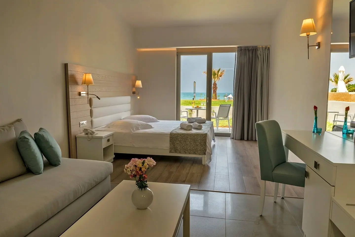 Iperion Beach Aparthotel gallery image 8