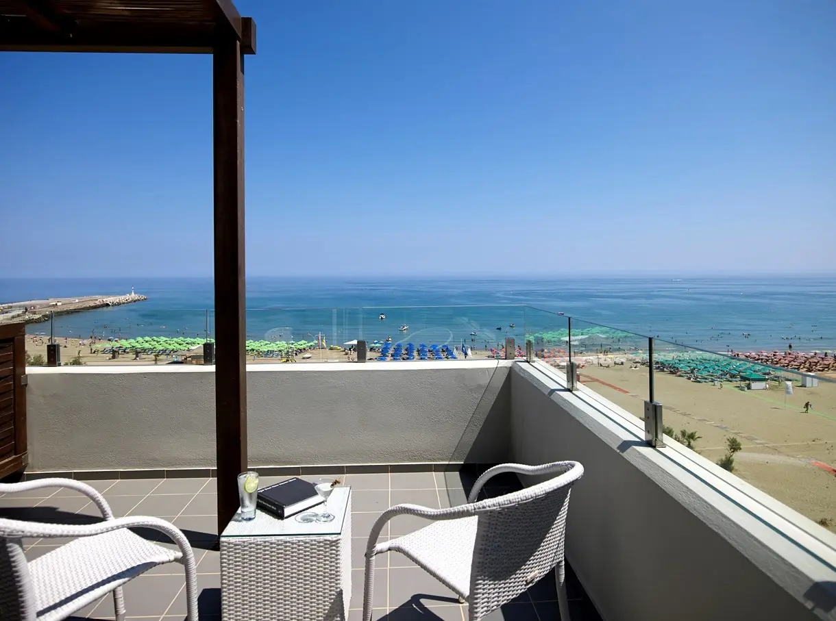 Kriti Beach Hotel gallery image 7