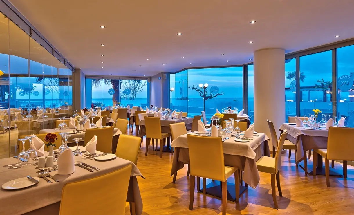 Kriti Beach Hotel gallery image 9