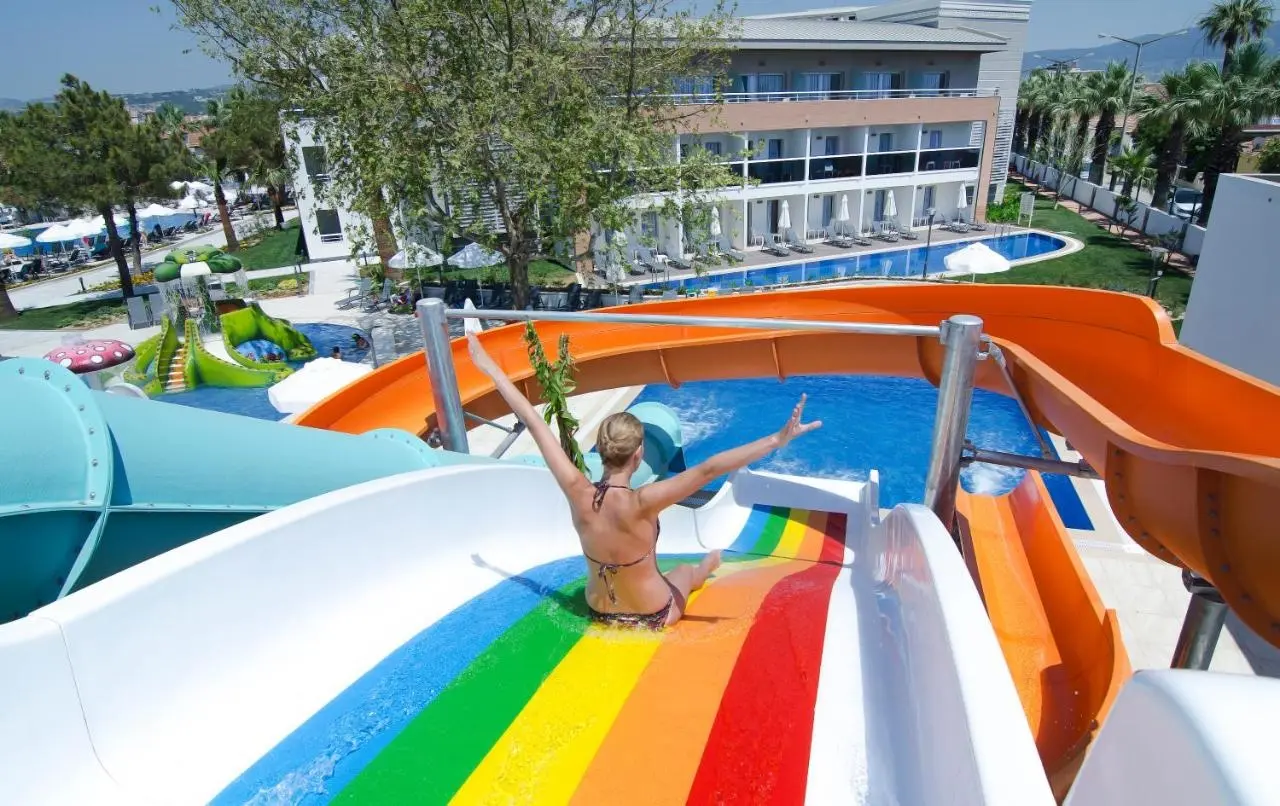 Palm Wings Beach Resort & Spa Kusadasi gallery image 15
