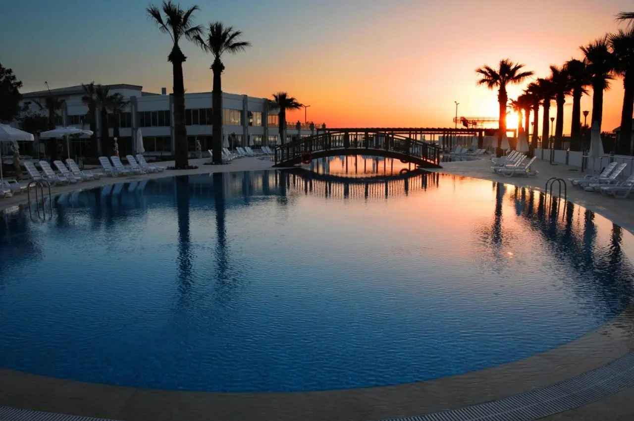 Palm Wings Beach Resort & Spa Kusadasi gallery image 5