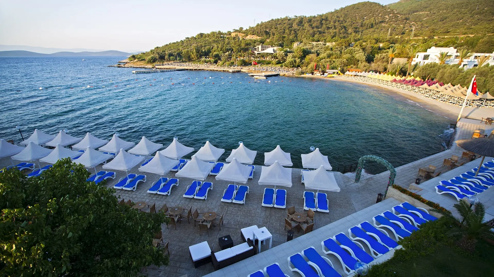 Samara Hotel gallery image 6