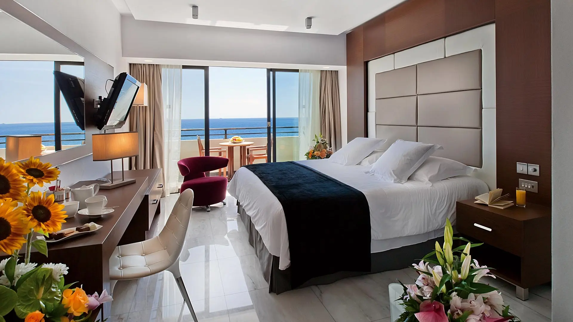 Amathus Beach Hotel gallery image 5