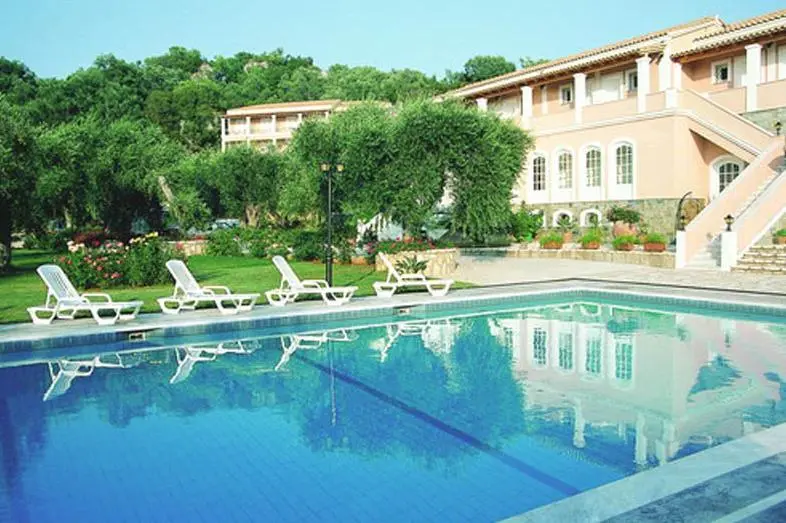 Nefeli Hotel