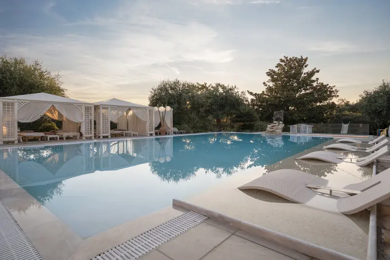 Nefeli Hotel gallery image 1