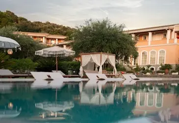 Nefeli Hotel