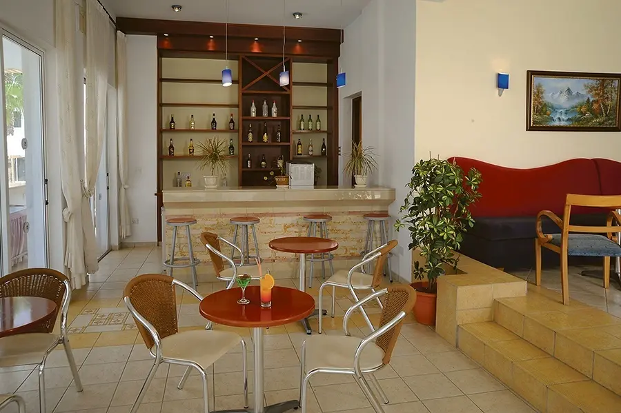 Petrosana Hotel Apartments gallery image 2