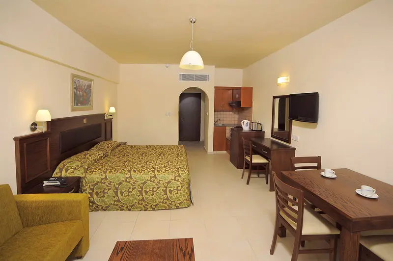 Euronapa Hotel Apartments gallery image 7