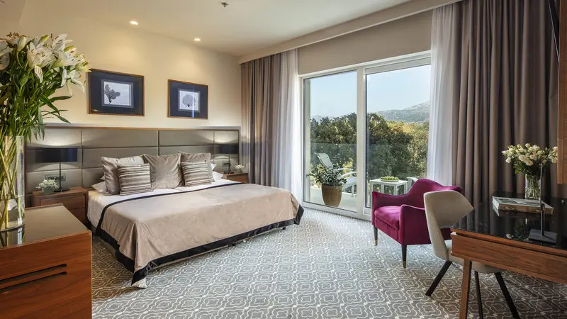 Royal Ariston Hotel gallery image 8