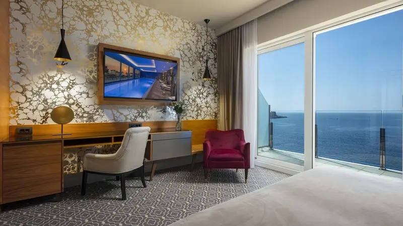 Royal Ariston Hotel gallery image 11
