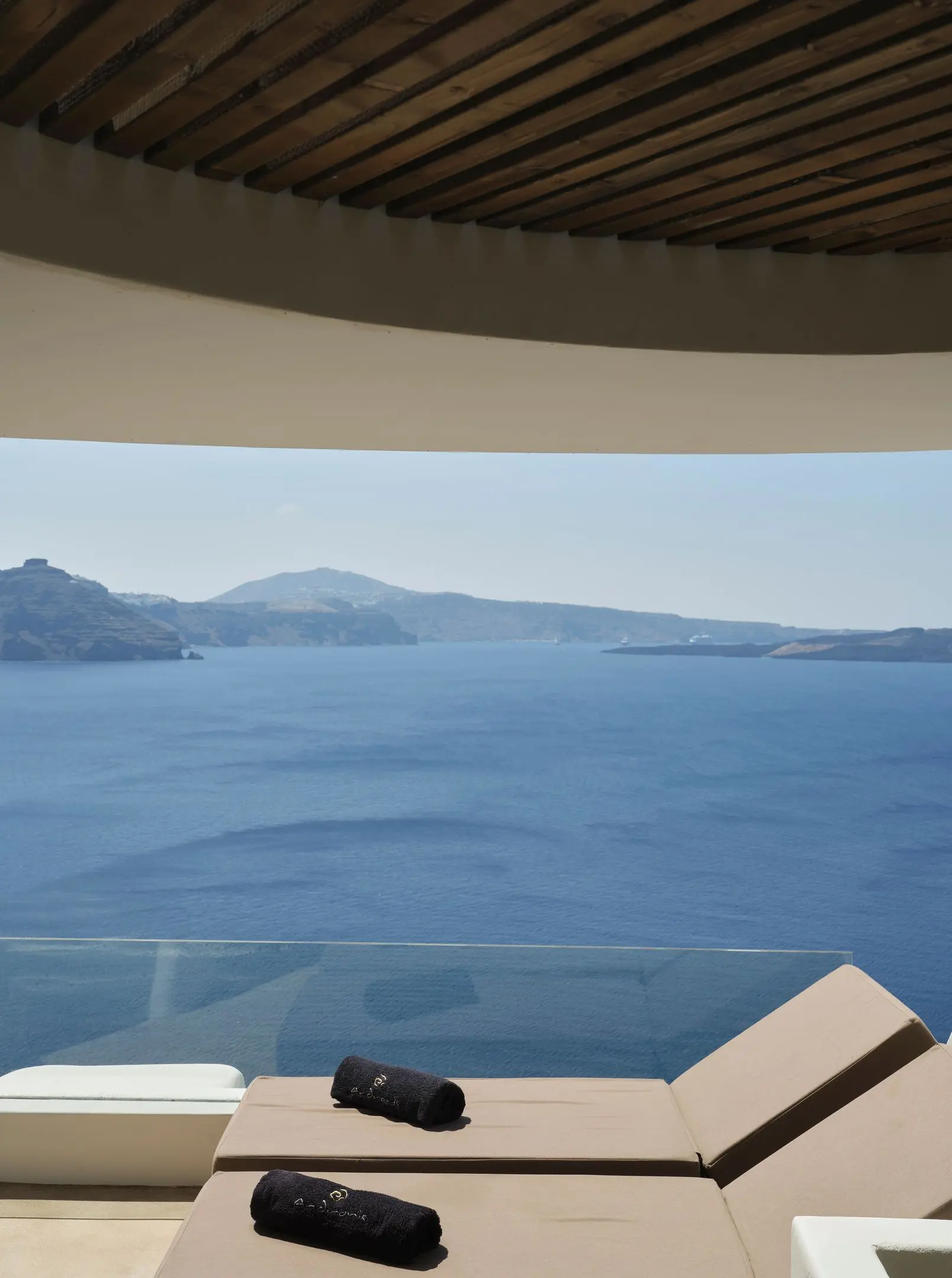 Andronis Luxury Suites gallery image 2