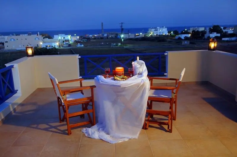 Bella Santorini gallery image 9