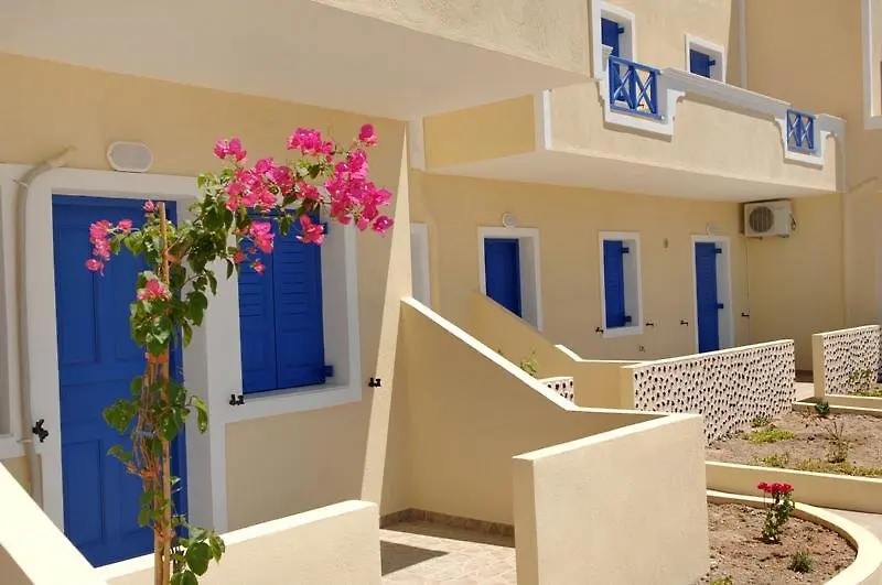 Bella Santorini gallery image 10