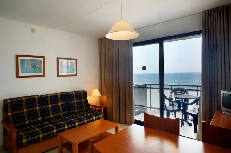 Pins Platja Apartments gallery image 15