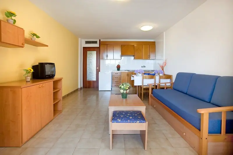 Voramar Apartments gallery image 7