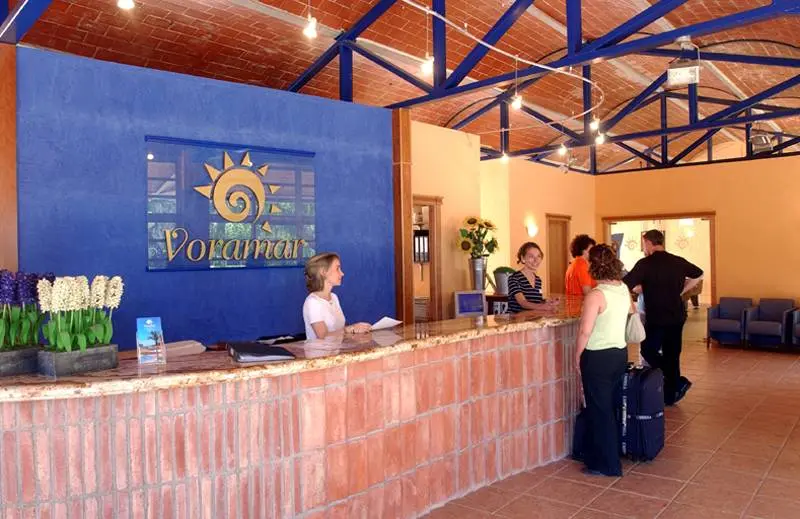 Voramar Apartments gallery image 8