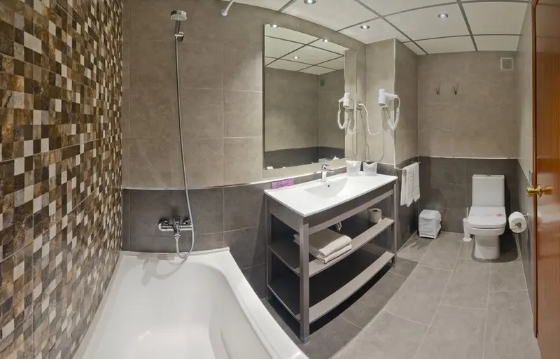 Voramar Apartments gallery image 5