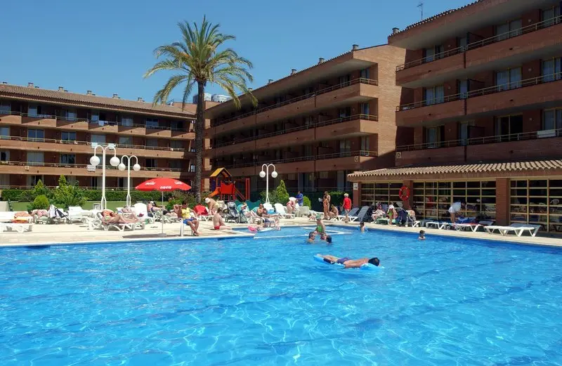 Voramar Apartments gallery image 1