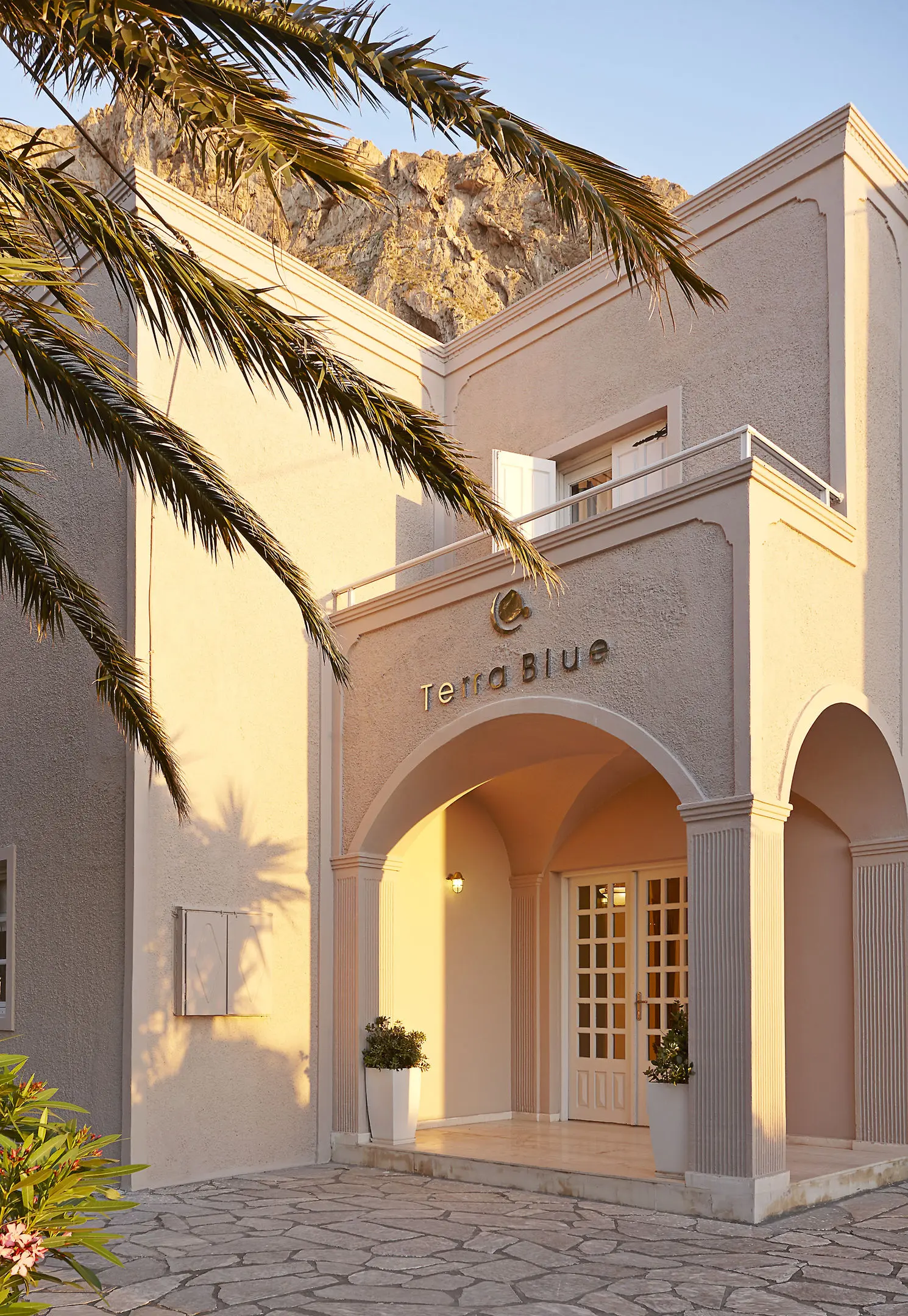 Terra Blue Hotel gallery image 3