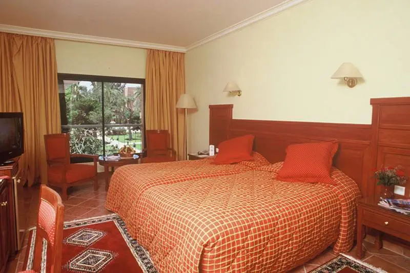 Kenzi Rose Garden Hotel gallery image 7