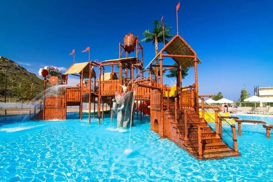 Sun Palace Hotel gallery image 2